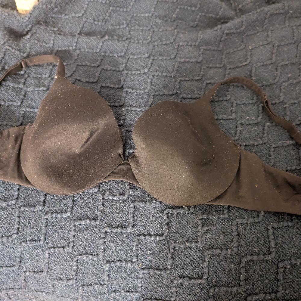 Victoria's Secret Black T-Shirt Bra Intimates